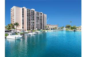 51 Island Way #210, CLEARWATER BEACH