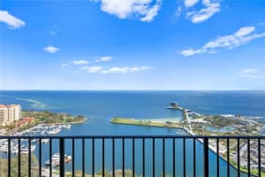 300 BEACH DRIVE, ST PETERSBURG, FL 33701 Sold 05/31/23