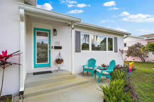 2420 8th Avenue, St Petersburg, Florida Sold 03/13/23
