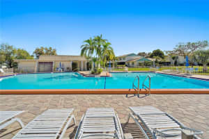 3222 40TH WAY, ST PETERSBURG, FL 33711 Sold 03/20/23