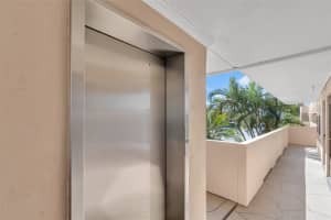7540 BAY ISLAND DRIVE, SOUTH PASADENA, FL 33707 Sold 05/18/23