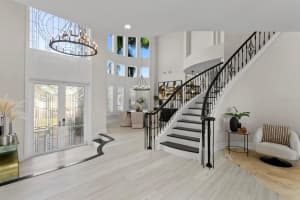 2810 KIPPS COLONY DRIVE, GULFPORT, FL 33707 Sold 05/10/23