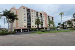 19029 Us Highway 19 N #9-201 Clearwater, FL 33764 Sold 05/10/23