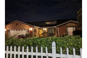 8004 HEARTHSTONE COURT, TAMPA, FL 33615 Sold 05/01/23