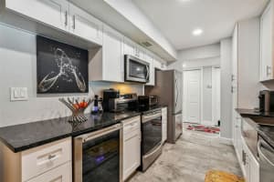 17400 GULF BOULEVARD, REDINGTON SHORES, FL 33708 Sold 05/18/23