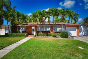 739 BOCA CIEGA ISLE DRIVE, ST PETE BEACH, FL 33706 Sold 05/18/23