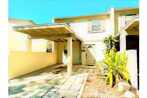 5214 TENNIS COURT CIRCLE, TAMPA, FL 33617 Sold 06/06/23