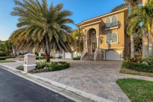 5951 BAYVIEW CIRCLE, GULFPORT, FL 33707 Sold 06/23/23