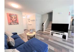9728 Carlsdale Dr, Riverview, FL 33578, Sold 05/30/23