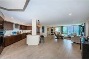 5700 ESCONDIDA BOULEVARD, ST PETERSBURG, FL 33715 Sold 04/11/23