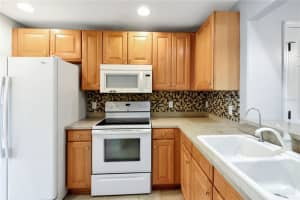 2552 SEA WIND WAY, CLEARWATER, FL 33763 Sold 04/26/23