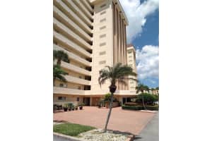 4575 COVE CIRCLE, ST PETERSBURG, FL 33708 Sold 10/17/23