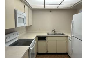 1480 GULF BOULEVARD, CLEARWATER, FL 33767 Sold 04/17/23