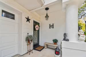 9990 Indian Key Trl #4 Seminole, FL 33776 Sold 06/06/23