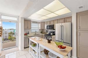 1847 SHORE DRIVE, SOUTH PASADENA, FL 33707 Sold 04/14/23