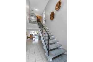 3074 DIAMOND HEAD DRIVE, CLEARWATER, FL 33761 Sold 05/02/23