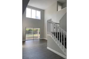 10318 CRYSTAL POINT DRIVE, ORLANDO, FL 32825 Sold 04/18/23