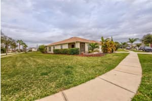 202 STAR SHELL DRIVE, APOLLO BEACH, FL 33572 Sold 07/13/23
