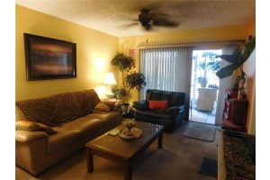 6939 STONES THROW CIRCLE, ST PETERSBURG, FL 33710 Sold 04/03/23
