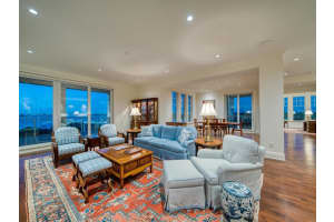 8 Palm Ter., Belleair, FL 33756, Sold 04/17/23