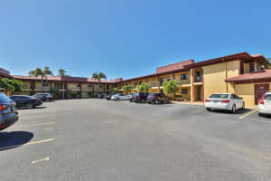 10190 IMPERIAL POINT DRIVE, LARGO, FL 33774 Sold 10/13/23