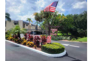 102 FERNWOOD CIRCLE, SEMINOLE, FL 33777 Sold 05/30/23