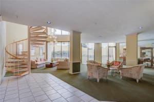 5940 PELICAN BAY PLAZA, GULFPORT, FL 33707 Sold 04/28/23
