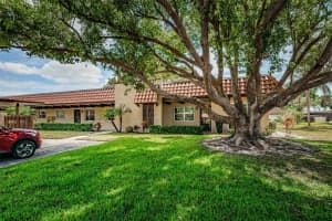 1701 Pinehurst Rd, Dunedin, FL 34698, Sold 04/13/23