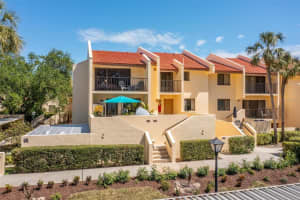 7550 SUNSHINE SKYWAY LANE, ST PETERSBURG, FL 33711 Sold 08/28/23