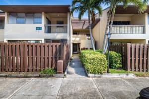 885 N Village Dr, St. Petersburg, FL 33716, Sold 05/19/23