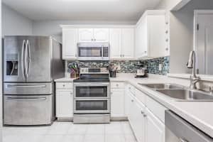 2541 Harn Blvd, Clearwater, FL 33764, Sold 04/28/23