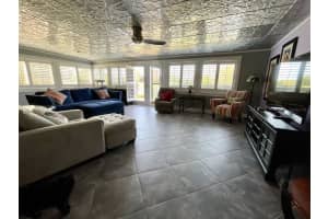 6588 Golden Horseshoe Dr, Seminole, FL 33777, Sold 05/10/23