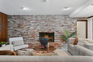 1800 SERPENTINE DRIVE, ST PETERSBURG, FL 33712 Sold 05/05/23