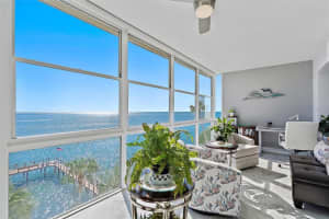 7200 Sunshine Skyway Ln S, St. Petersburg, FL 33711, Sold 04/20/23