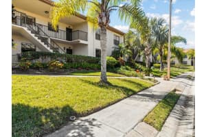 1665 SEASCAPE CIRCLE, TARPON SPRINGS, FL 34689 Sold 07/05/23