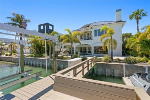 11185 8th St E, Treasure Island, FL 33706, Sold 05/12/23