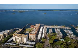 634 EDGEWATER DRIVE, DUNEDIN, FL 34698 Sold 06/08/23