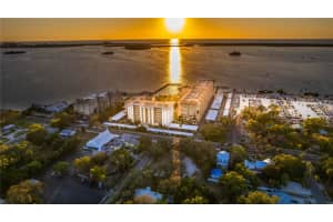 634 EDGEWATER DRIVE, DUNEDIN, FL 34698 Sold 06/08/23