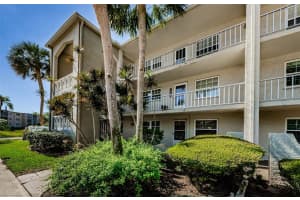 946 Virginia St, Dunedin, FL 34698, Sold 05/03/23