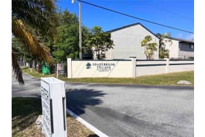 1005 LONGFELLOW COURT, SARASOTA, FL 34243 Sold 07/27/23