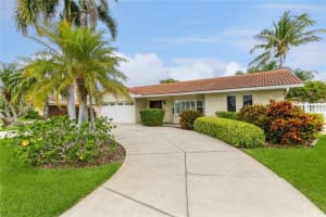 810 119TH AVENUE, TREASURE ISLAND, FL 33706 Sold 11/10/23