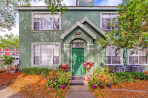 9546 LAKE CHASE ISLAND WAY, TAMPA, FL 33626 Sold 06/26/23