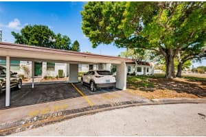 9232 Mission Oaks Blvd, Seminole, FL 33776, Sold 05/12/23