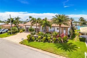 12450 5TH STREET, TREASURE ISLAND, FL 33706 Sold 05/19/23