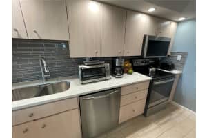7400 SUN ISLAND DRIVE, SOUTH PASADENA, FL 33707 Sold 07/14/23