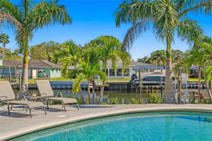1725 TANGLEWOOD DRIVE, SAINT PETERSBURG, FL 33702 Sold 05/19/23