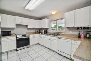 5209 MANGO FRUIT STREET, SEFFNER, FL 33584 Sold 05/30/23