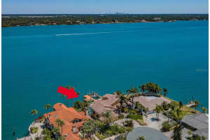850 119TH AVENUE, TREASURE ISLAND, FL 33706 Sold 06/09/23