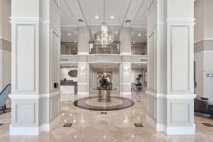 100 BEACH DRIVE, ST PETERSBURG, FL 33701 Sold 11/08/23