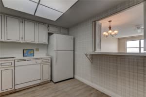 5220 BRITTANY DRIVE, ST PETERSBURG, FL 33715 Sold 08/23/23